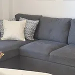 Apartment Tenios Urban Nest Retreat *