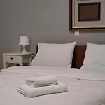 Tenios Urban Nest Retreat Apartment *