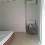 Apartment Tenios Urban Nest Retreat *