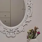 Tenios Urban Nest Retreat