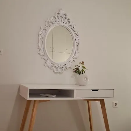 Tenios Urban Nest Retreat Appartement