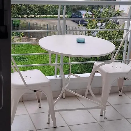 Tenios Urban Nest Retreat *