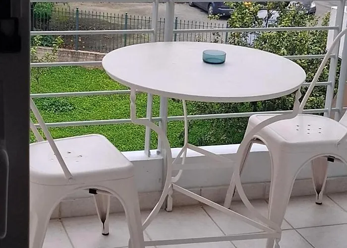 Tenios Urban Nest Retreat *