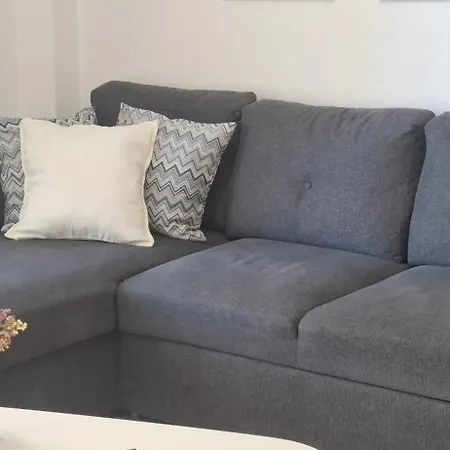 Apartment Tenios Urban Nest Retreat *